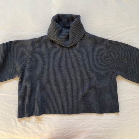 NWOT⎜Aritzia Wilfred⎜REBECCA TURTLENECK⎜HEATHER PEPPERCORN GREY - Picture 9 of 16